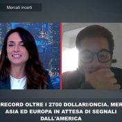 ORO RECORD OLTRE I 2700 DOLLARI/ONCIA. MERCATI IN ATTESA DELL’AMERICA – FERRONI INTV D’ANDREA – 21/10/24